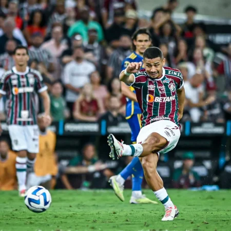 Fluminense bate o Boca Juniors na prorrogação e vence a Copa Libertadores pela primeira vez