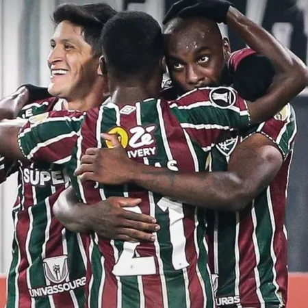 Fluminense segura pressão do Colo-Colo e vence fora de casa na Libertadores